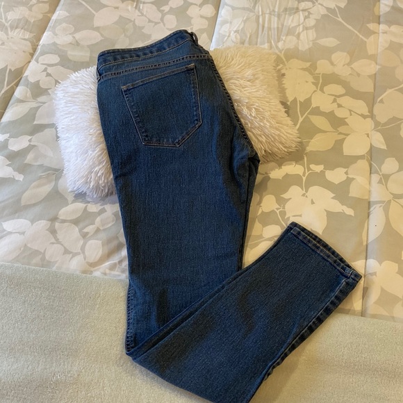 H&M Skinny Low waist Jeans - US 30/32 - Picture 2 of 5